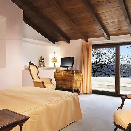 La Del Pontefice - Luxury Hotell 4*