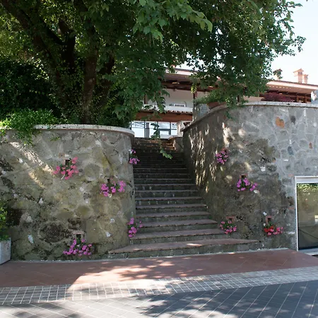 La Del Pontefice - Luxury Hotell 4*